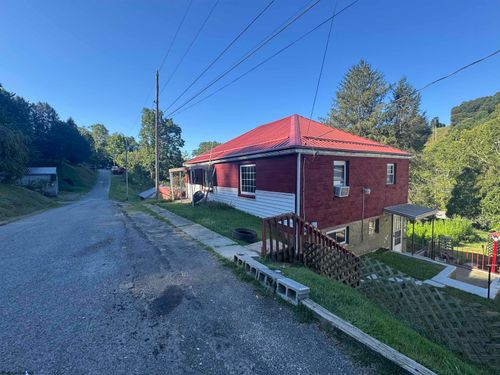 120 Jackson St, Weston, WV, 26452-1516 | Card Image
