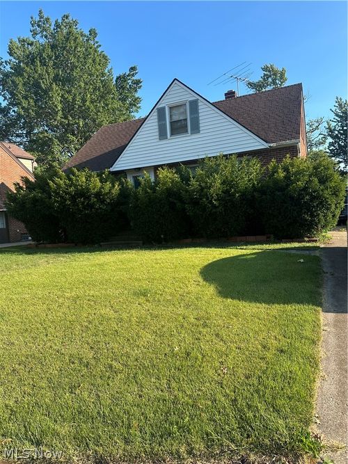 23020 Tracy Avenue, Euclid, OH, 44123 | Card Image