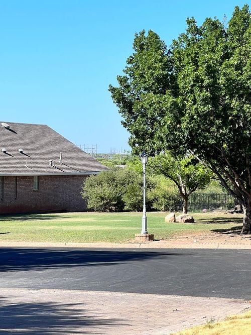 4 Southridge Dr, San Angelo, TX, 76904-7568 | Card Image