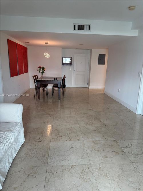 903-1250 S Miami Ave, Miami, FL, 33130-4105 | Card Image