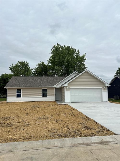10 Jaybird Ct, Montgomery City, MO, 63361-1009 | Card Image