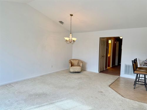 6 Morley Cir, Huntingtn Sta, NY, 11747-4821 | Card Image