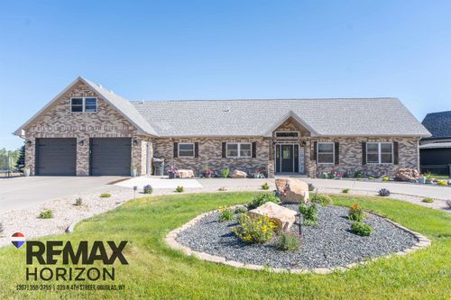 100 Fairway Dr, Douglas, WY, 82633-9518 | Card Image