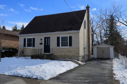 28 Fairway Ave, Belleville, ON, K8N4B3 | Card Image