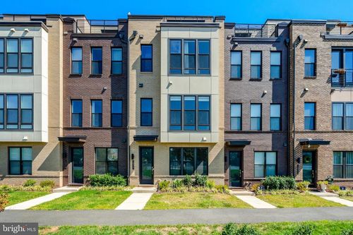 14317 Beckett Glen Cir, CHANTILLY, VA, 20151-2133 | Card Image