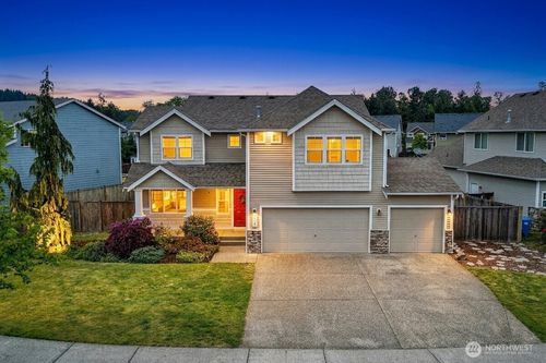 209 Burr St Ne, Orting, WA, 98360-7468 | Card Image