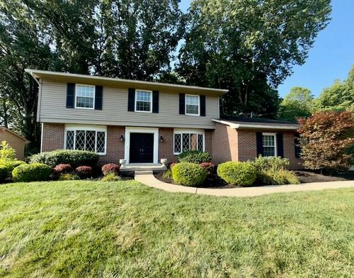 1207 Maplewood Dr, Piqua, OH, 45356-4223 | Card Image