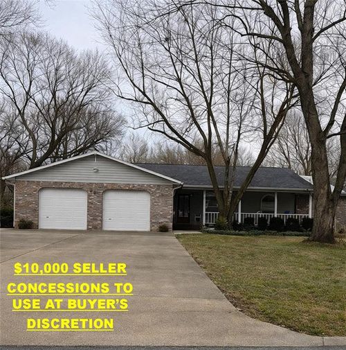 107 S Ozark St, Prairie Grove, AR, 72753-3256 | Card Image