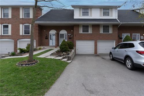 3-85 Albright Road, Hamilton, ON, L8K6H1 | Card Image