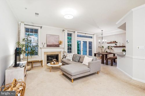 410-1334 Garden Wall Cir, RESTON, VA, 20194-2035 | Card Image