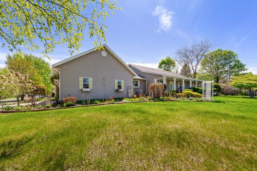 385 22nd St Se, Owatonna, MN, 55060-4419 | Card Image