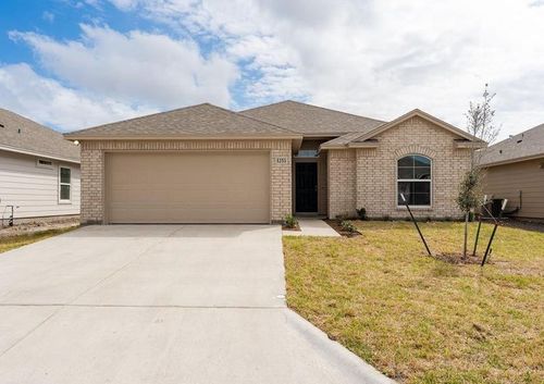 1253 Thames Chase Dr, Corpus Christi, TX, 78415-4317 | Card Image