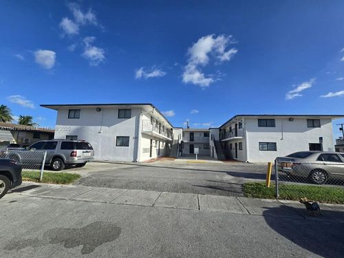 apt-14-120 W 10th St, Hialeah, FL, 33010-4062 | Card Image