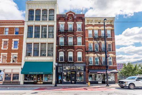 720 Joe Nuxhall Way, Cincinnati, OH, 45202 | Card Image