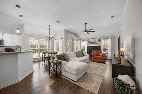 10714 Huntington Rd, Frisco, TX, 75035-3930 | Card Image