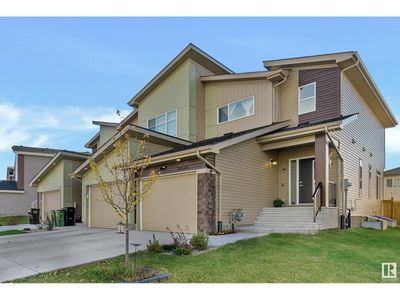 9027 Cooper Link Sw, Townhouse with 3 bedrooms, 3 bathrooms and 2 parking in Edmonton AB | Image 1