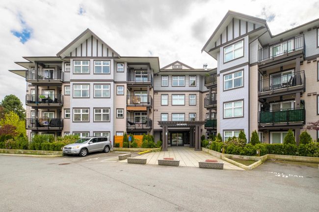 363 - 27358 32 Avenue, Condo with 1 bedrooms, 1 bathrooms and 1 parking in Langley BC | Image 2