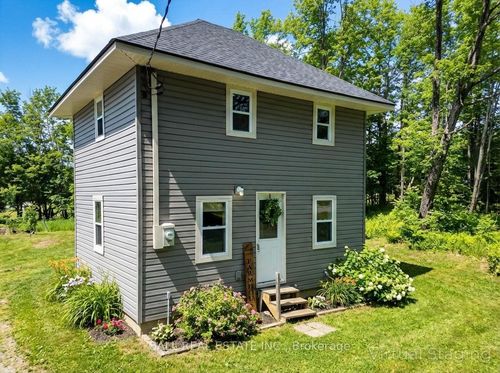 216 Lasswade Rd, Apsley, ON, K0L1A0 | Card Image