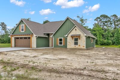 2820 Cypress Shadows Lane, House other with 3 bedrooms, 2 bathrooms and null parking in Orange TX | Image 2