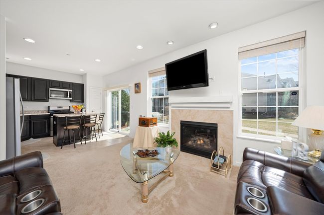 217 Owen St, Townhouse with 2 bedrooms, 3 bathrooms and 2 parking in Matteson IL | Image 13