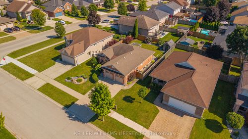 58 Deborah Dr, Strathroy, ON, N7G4C8 | Card Image