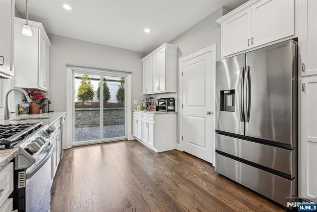5 Banks Dr, House other with 2 bedrooms, 3 bathrooms and null parking in Boonton Twp NJ | Image 9
