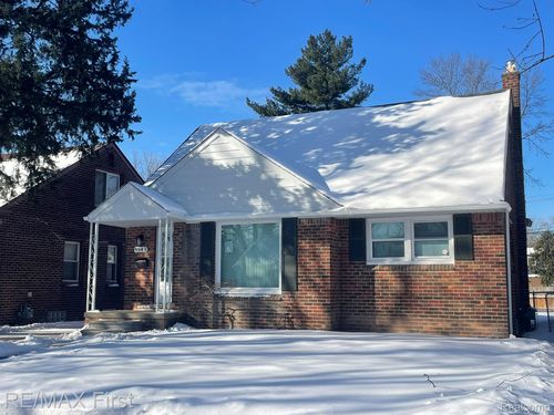 9943 Grayfield, Redford Charter Township, MI, 48239 | Card Image