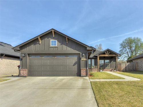 20141 Park Ln, Harrah, OK, 73045-9766 | Card Image