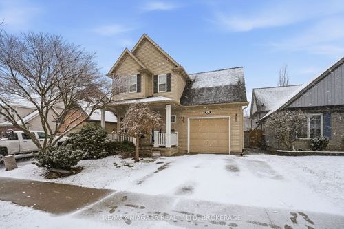 41 Frontier Dr, Niagara on the Lake, ON, L0S1J0 | Card Image