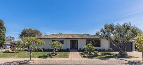 1211 Via Paraiso, Salinas, CA, 93901-3849 | Card Image