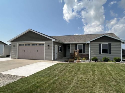 601 Debruin Road, Combined Locks, WI, 54113 | Card Image