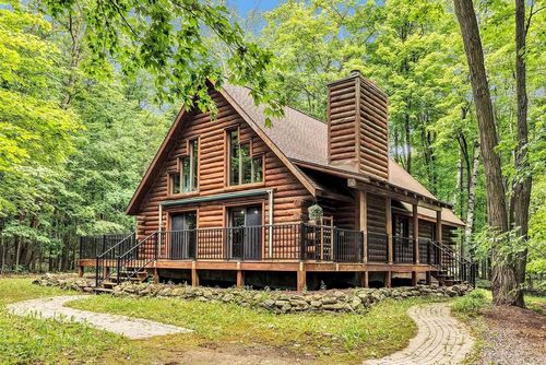 1901 High Road, Gardner, WI, 54204 | Card Image