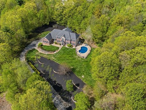 25 Ellison Dr, Bedford, NH, 03110-4231 | Card Image