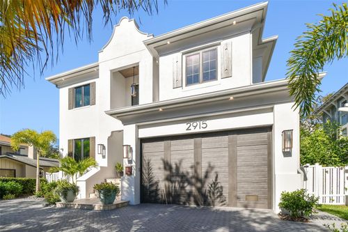 2915 W Harbor View Ave, TAMPA, FL, 33611-1642 | Card Image