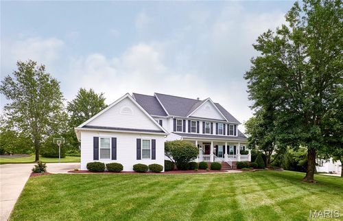5326 Lancelot Dr, Weldon Spring, MO, 63304-5740 | Card Image