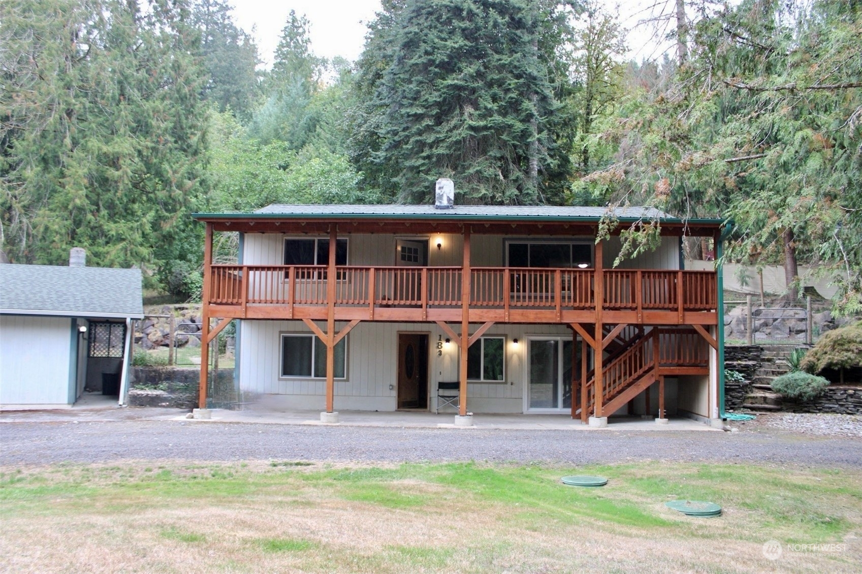 Pogue Ln, Castle Rock, WA 98611