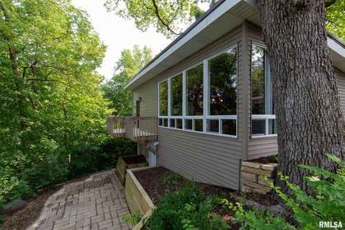 4640 5th Ave, Moline, IL, 61265-1905 | Card Image