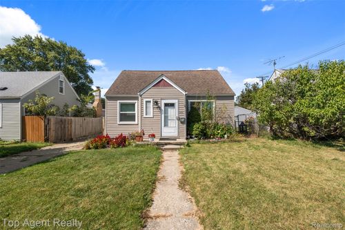 25673 Ford St, Roseville, MI, 48066-5046 | Card Image