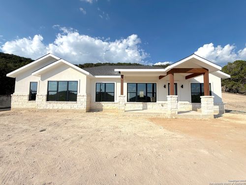 420 Sendera Hills Dr, Canyon Lake, TX, 78133 | Card Image