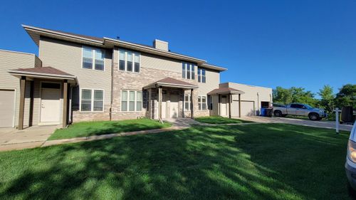 6655 Windsor Commons Ave, Windsor, WI, 53598-9670 | Card Image