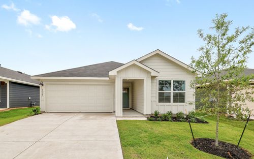 358 San Juan Trl, Bastrop, TX, 78602-2383 | Card Image