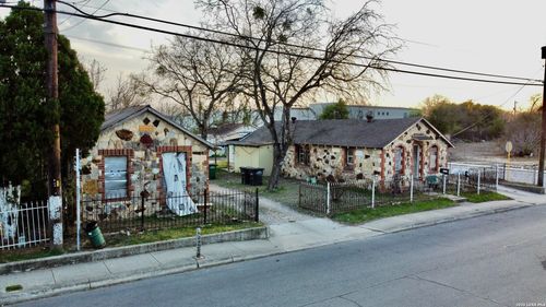 1000 Porter St, San Antonio, TX, 78210-2550 | Card Image