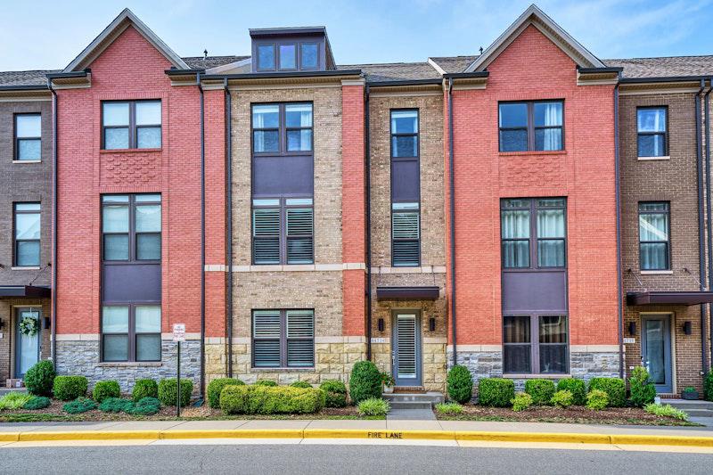 Residential in ASHBURN 2