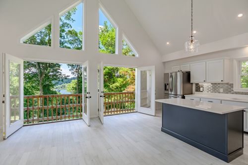 7 Lamont Rd, New Fairfield, CT, 06812-3808 | Card Image