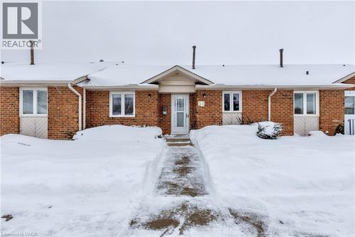 54-122 Bunting Road, St Catharines, ON, L2P3X7 | Card Image