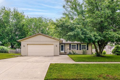 1104 Marietta Dr, Mahomet, IL, 61853-9164 | Card Image