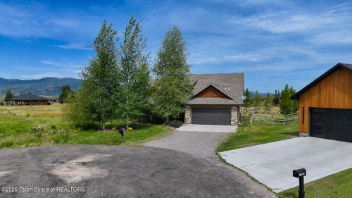 1118 River Cir, Victor, ID, 83455-4621 | Card Image