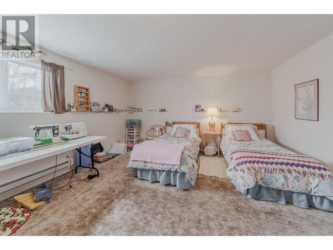 8562 Skyline Dr, House other with 5 bedrooms, 3 bathrooms and null parking in 70 Mile House BC | Image 36