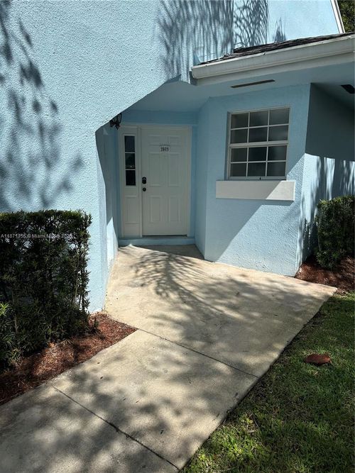 106-2049 Se 26th Ln, Homestead, FL, 33035-1343 | Card Image