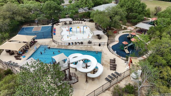 12807 Limestone Way, House other with 4 bedrooms, 3 bathrooms and null parking in San Antonio TX | Image 4